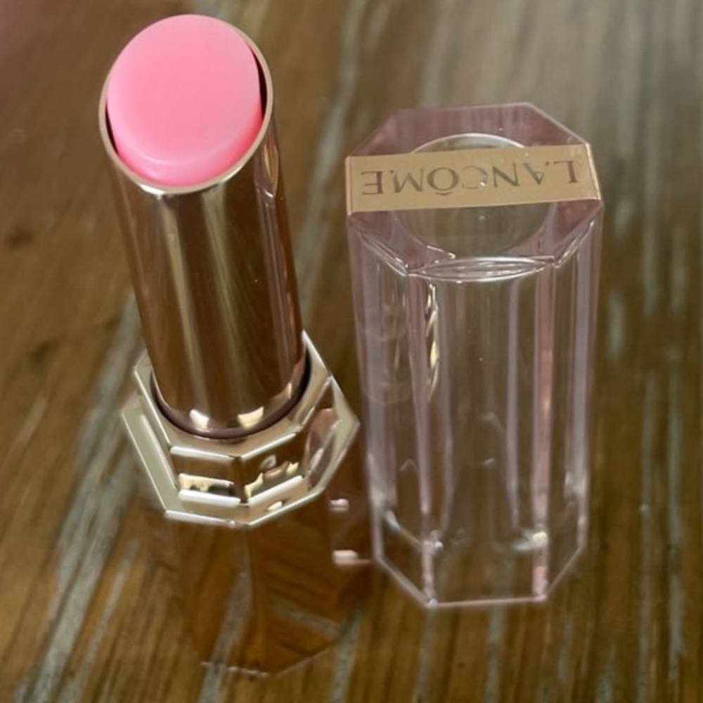 Lip Idôle Butterglow Lip Balm Mini in 10
Keep It Glowy 0.03 oz. Lancome